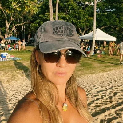 Elen Corazzari, Co-Owner and Manager